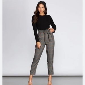 Le Château pants NWOT